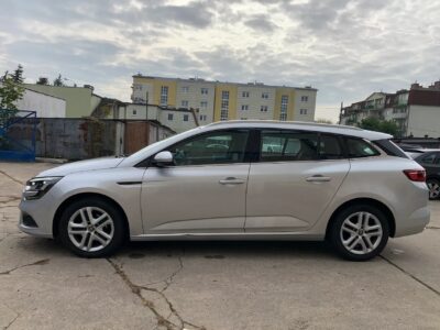 RENAULT Megane ' 2018 rok