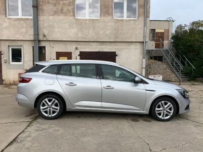 RENAULT Megane ' 2018 rok