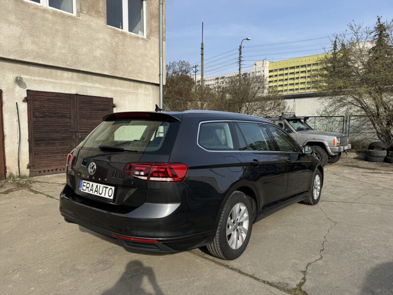 VOLKSWAGEN Passat ' 2019 rok